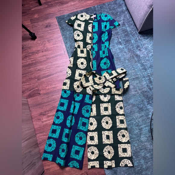 Stylish Green and Blue Jumpsuit Purchase but NEVER WORN!!! - Picture 3 of 4